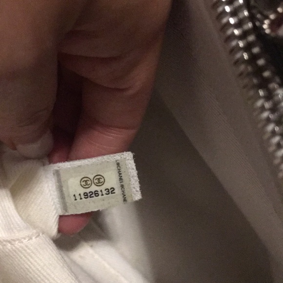 Chanel - Picture 6 of 6